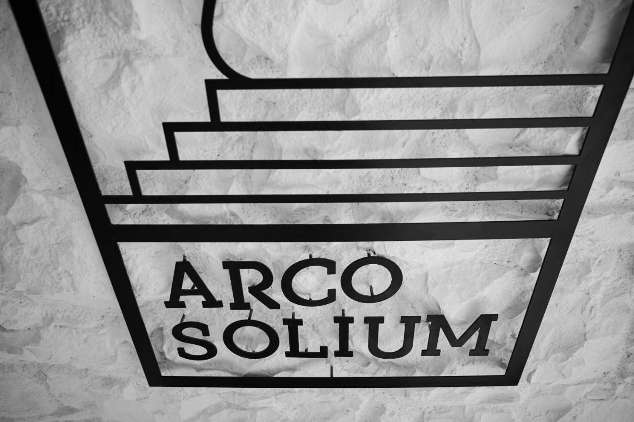 Arco Solium Suites Adamantas  Exteriér fotografie